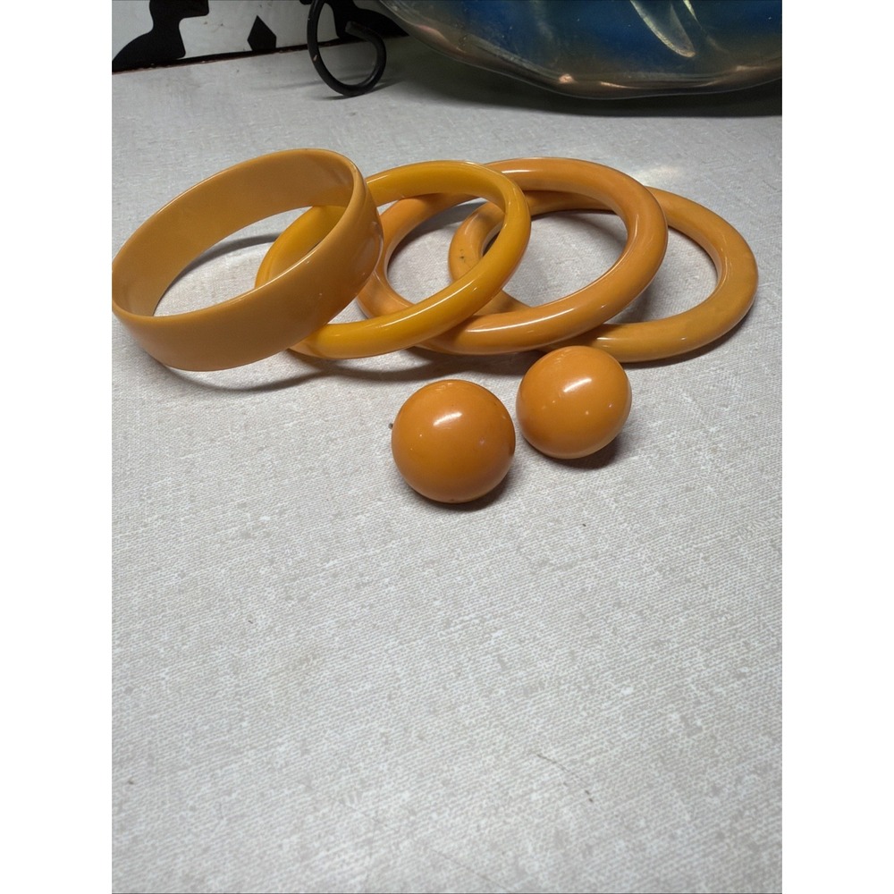 Vintage Lot of 4 Butterscotch Bakelite Bangle Bracelets 1 Pair Clip On Earrings